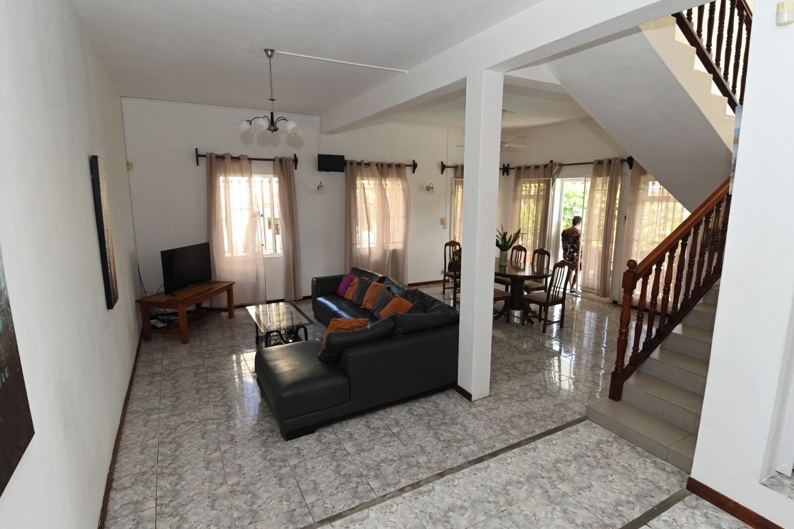 Tropical Villa With A Large Pool, Lush Gardens, Spacious Rooms, And Privacy. - 模里西斯