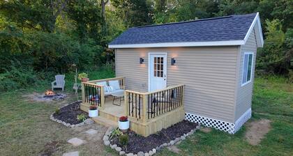 Cozy Tiny House near Hillsdale College