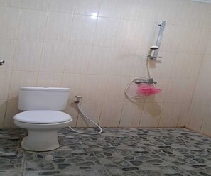Bathroom - Cozzy Apyod Homestay (badung)