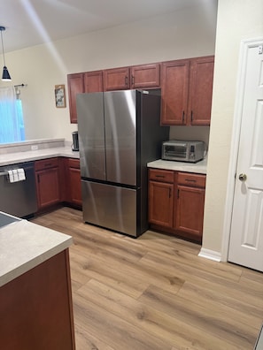 Interior - Quiet 3BR Gainesville Home Near UF & Hospital (Gainesville)