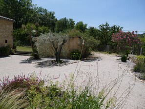 Jardines del alojamiento