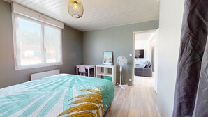 3 室のベッドルーム、WiFi