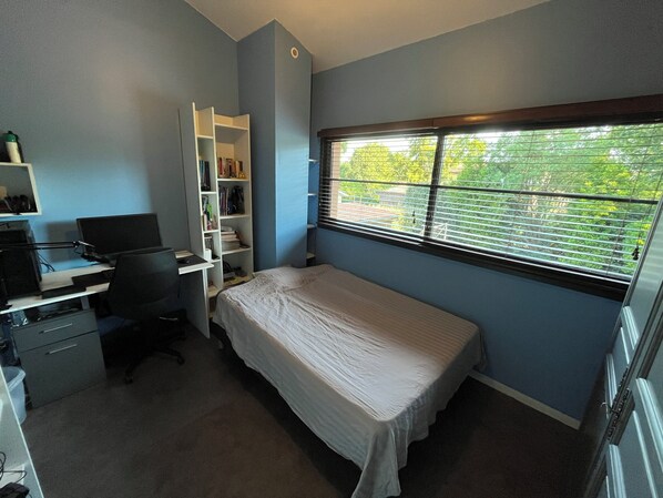 Room - Vrbo Property (Gujan-Mestras)