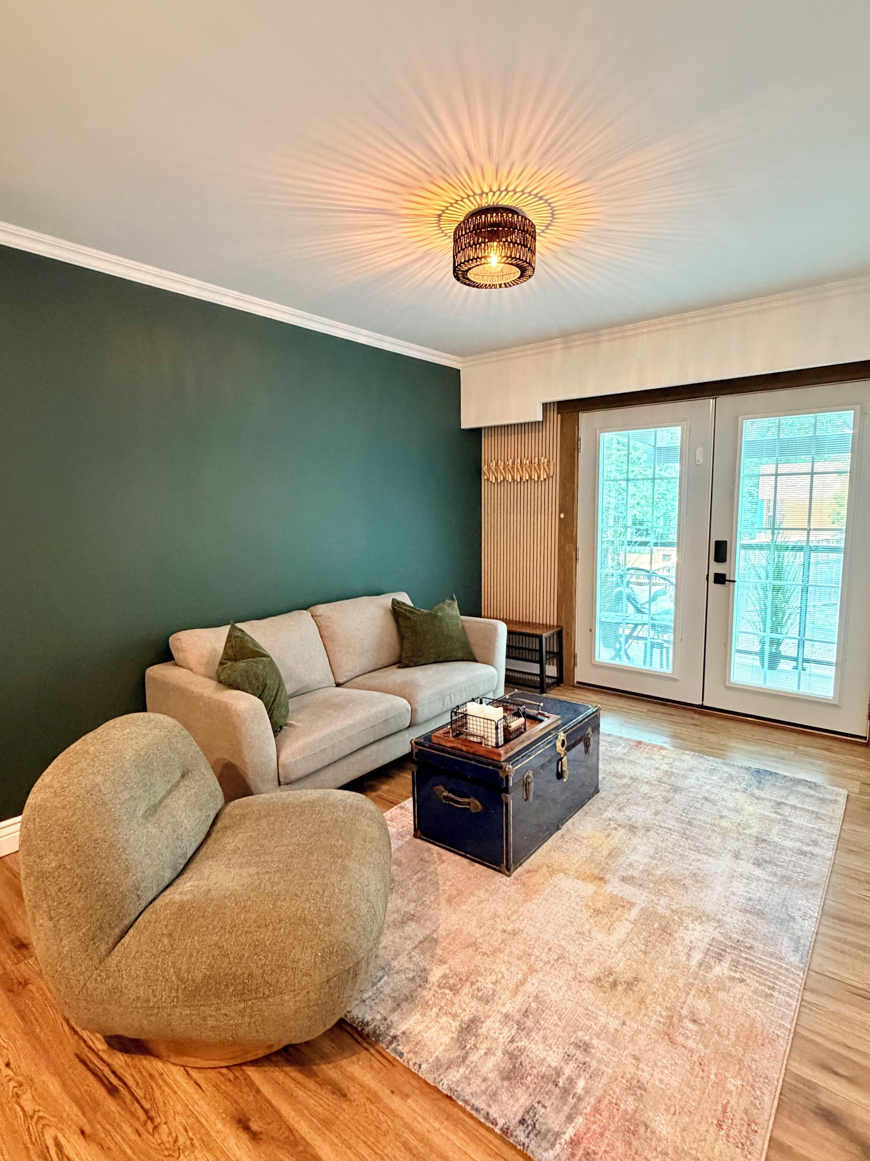 Stylish Quadra Island Studio | Walk To Ferry, Cafes, Pizza, And Coffee Shops - Campbell River