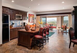 Interior - Hacienda Encantada luxury 1-bedroom condo in charming Cabo San Lucas with AC (Cabo San Lucas)