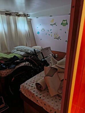4 soverom, strykejern/-brett, wi-fi og sengetøy