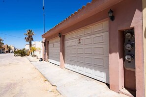 Exterior detail - # El Mirador del Golfo: Beachfront 4BR Compound for 16 | Las Palmas # (San Felipe)