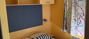 Mobile home for rent, fully equipped, with sheets, bedding, and bath towels included,