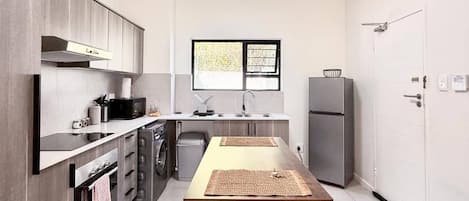 Apartamento, 2 quartos, sacada | Parte interna