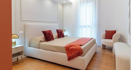 An elegant welcome just a short walk from the beach and the D'Annunzio Pine Forest.
