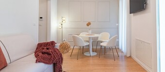 An elegant welcome just a short walk from the beach and the D'Annunzio Pine Forest.