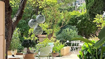Terras