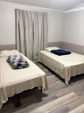 3 quartos, ferros/tábuas de passar roupa, Wi-Fi