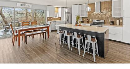 Cozy Cottage by the Olentangy river!