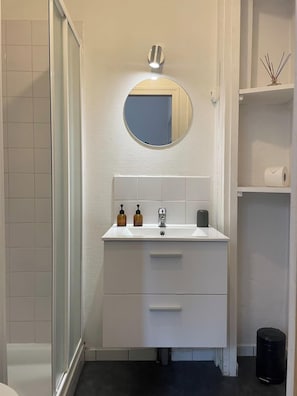 Bathroom - Studio près gare de Rouen+commerce (Rouen)