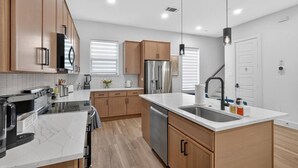 Unclassified image, 3 of 27, button - Premium 2BR Near Downtown & Medical District (Dallas)