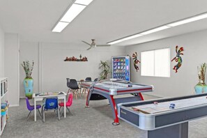 Games room - BLOCK WM Havasu Dunes 1br (Lake Havasu City)