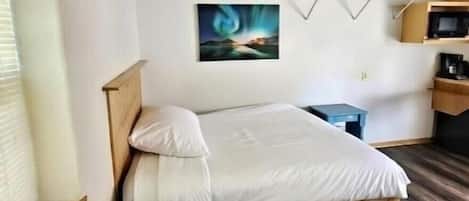 Free WiFi, bed sheets