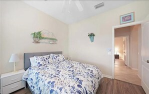 3 Schlafzimmer, Schreibtisch, Bügeleisen/Bügelbrett, kostenloses WLAN