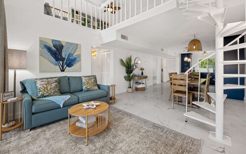 Oceanview East End | Walk to Beaches, Pool