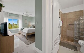 Shower, hair dryer, towels