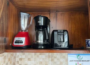 Kaffe og/eller kaffemaskine