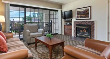 BLOCK WM Clear Lake 2BR