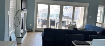 BRAND NEW BAY VIEW 4 Bed 3.5 Bath Home in Downtown Stone Harbor - decks & pool!