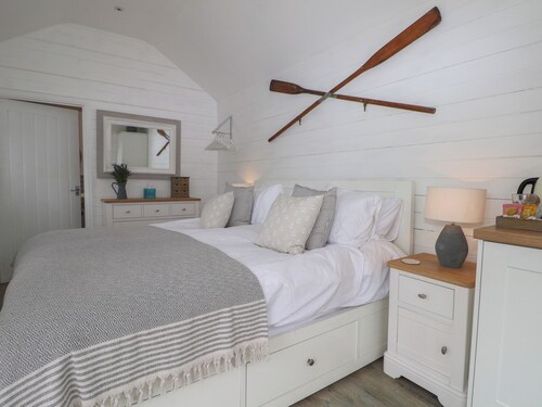 Island Cottage Rod Eyot