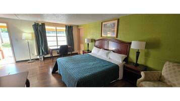 Desk, iron/ironing board, free WiFi, bed sheets