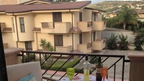 Outdoor dining - Bergamotto Apartment (Gioiosa Ionica)