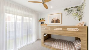 Room - Amos Court in Ocean Grove (Ocean Grove)