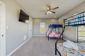 House, Multiple Beds, Hot Tub (Sunset Valley) | 6 bedrooms - Charming Dog-friendly Lakefront Villa With Private Dock, Firepit, Stunning Views (Orange)
