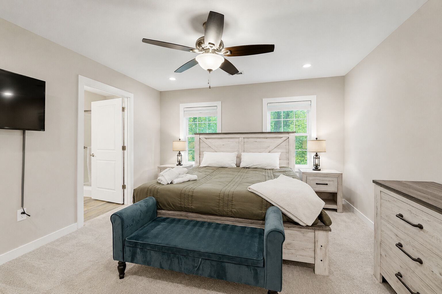 4 bedrooms