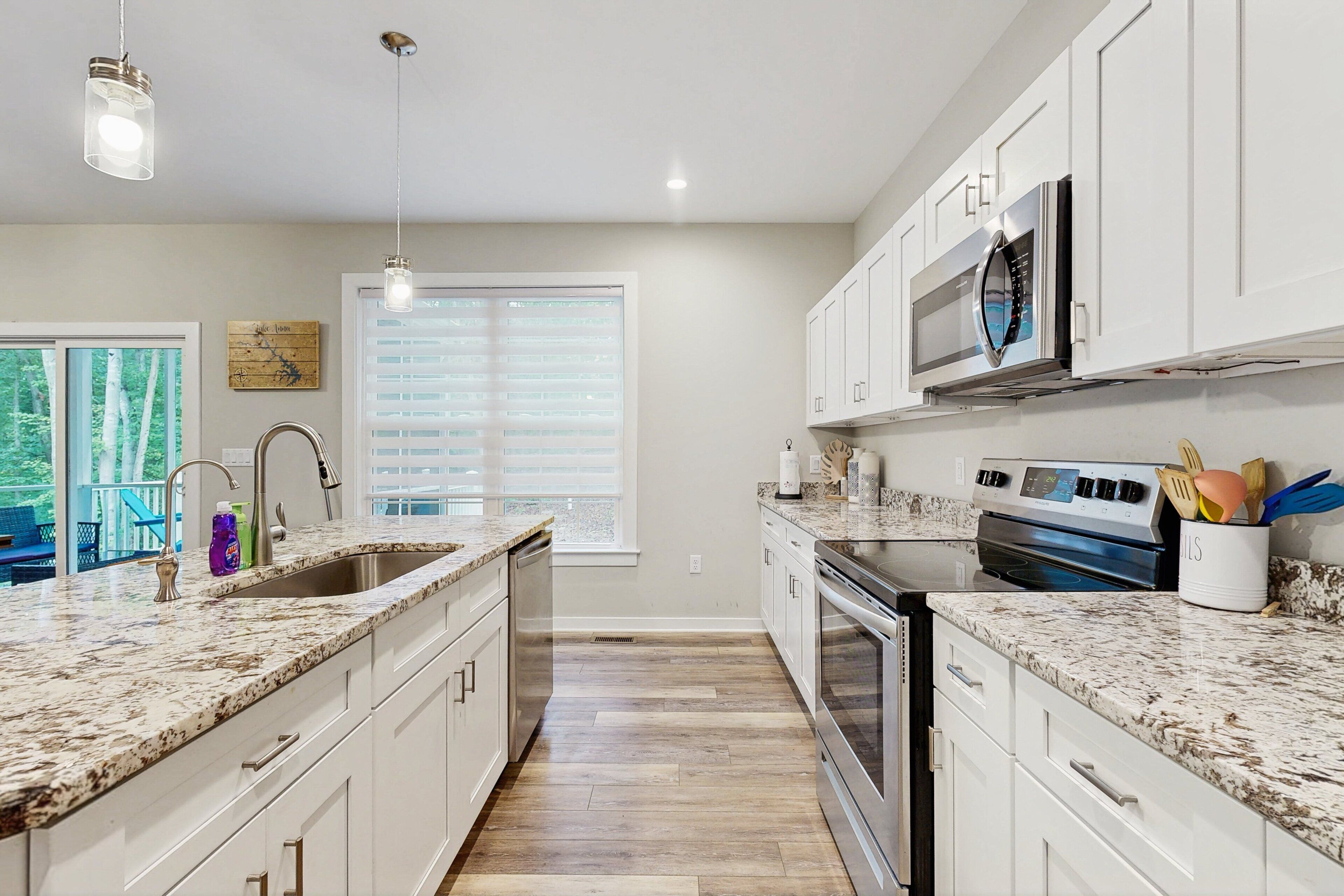 House, Multiple Beds, Kitchen (The Cove at Horseshoe Bend) | Private kitchen