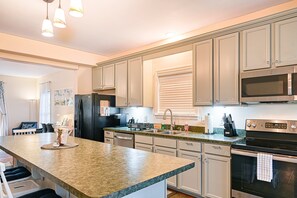 House, Multiple Beds, Hot Tub (Cookies Casa) | Private kitchen - Lakeside Retreat With a Firepit, Dock, Deck, hot Tub, Pool Table - dog Friendly (Orange)