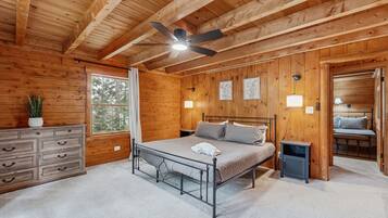 Cabin, Multiple Beds, Fireplace (Lakeview Lodge) | 5 bedrooms