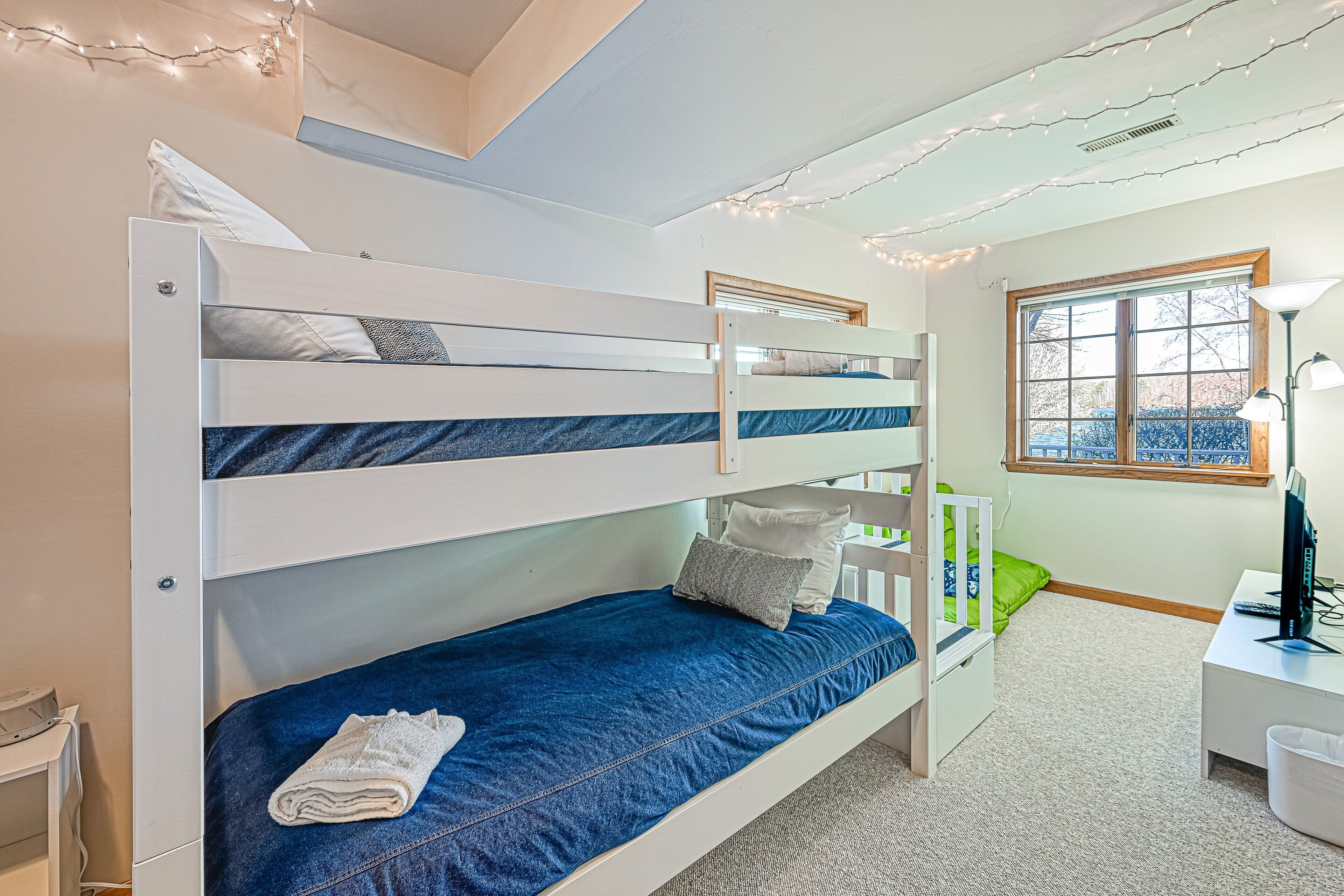 5 bedrooms