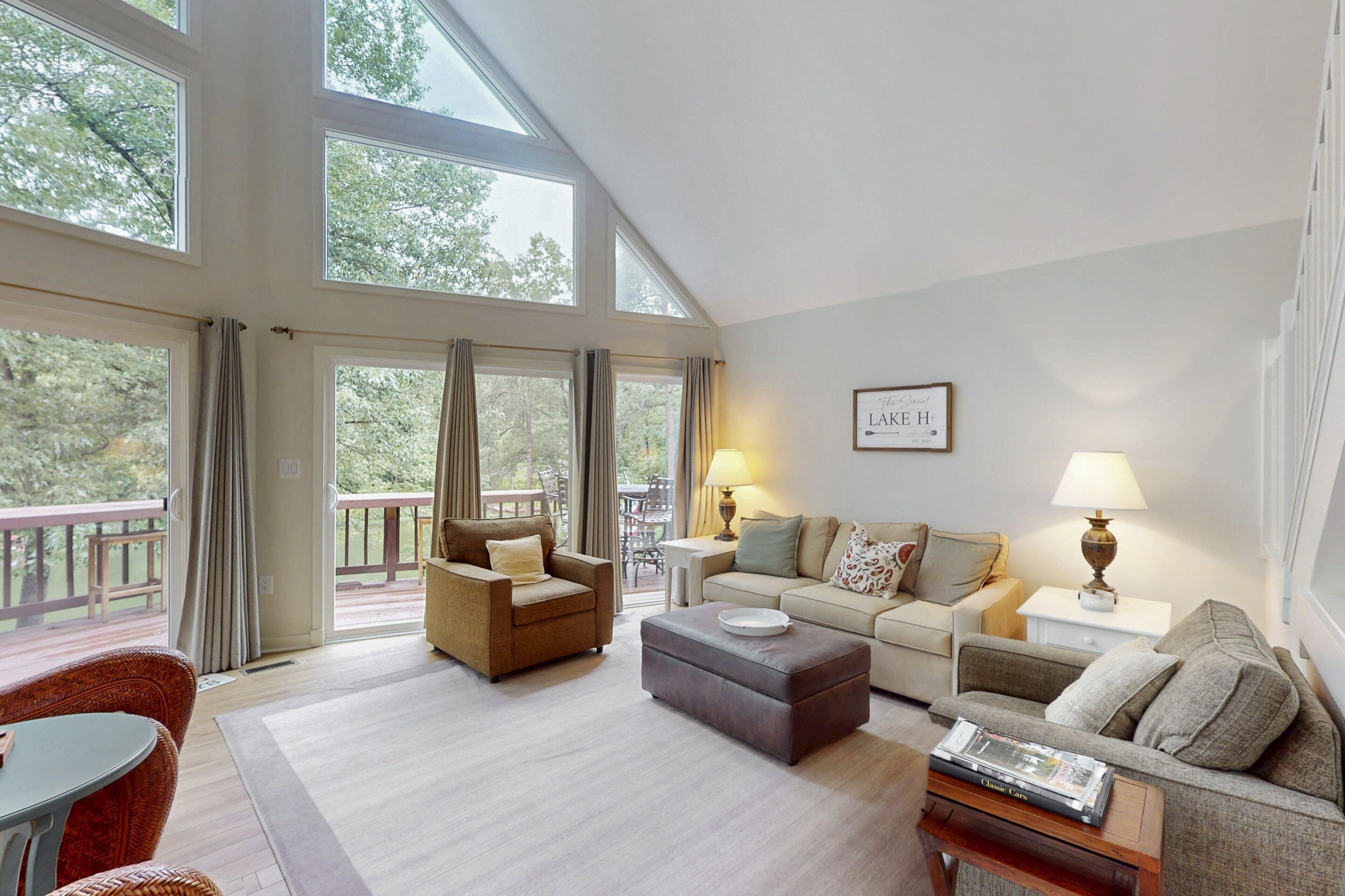 Hus, flere senger, balkong (Calm Water Cove) | Oppholdsområde