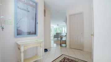 House, Multiple Beds, Kitchen (Cedar Hall) | Interior