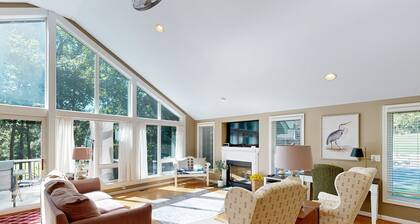 Spacious pet Friendly House W/private Pool Table, Ping Pong Table & Free Wifi