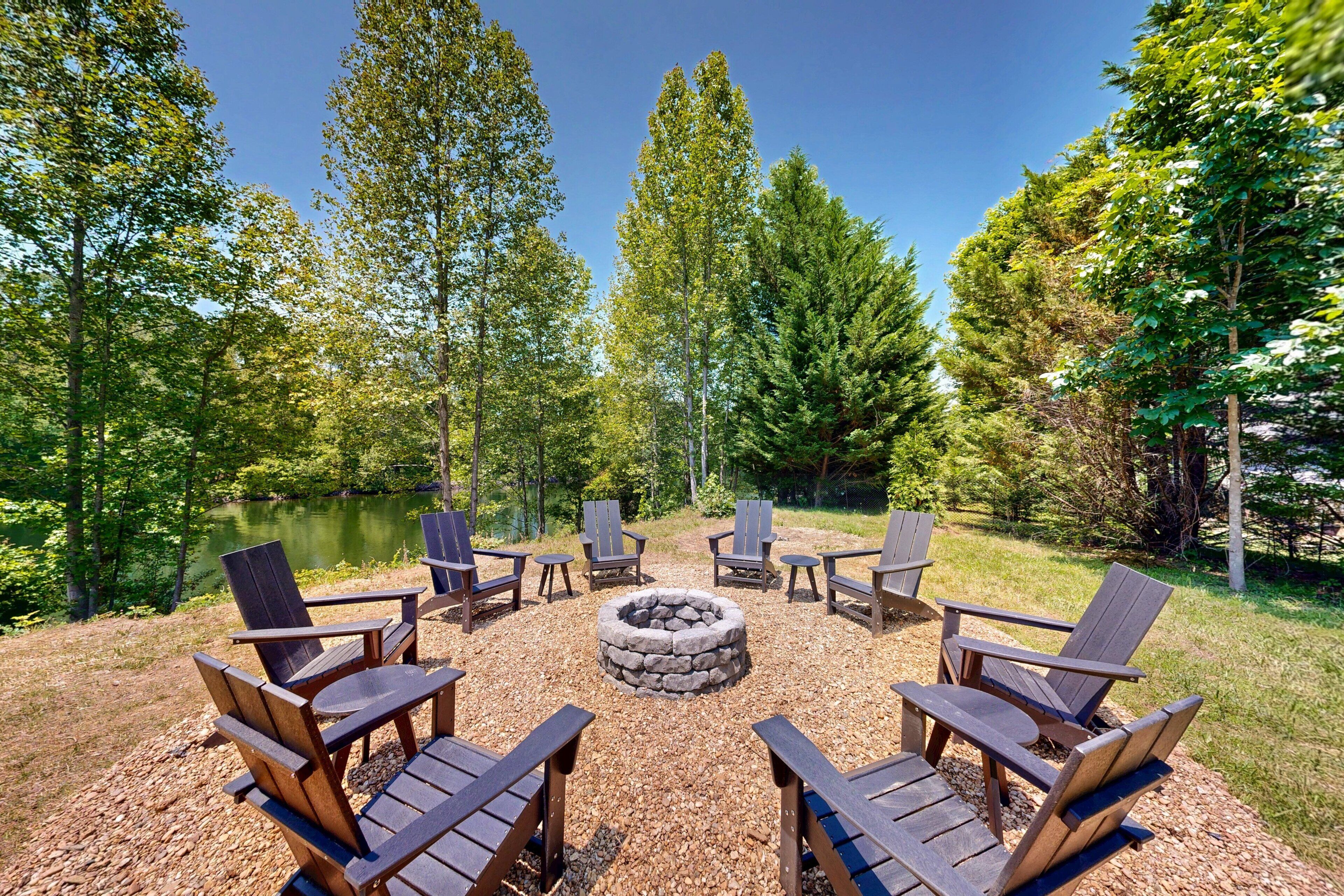 House, Multiple Beds, Fireplace (Lake Effect) | Property grounds
