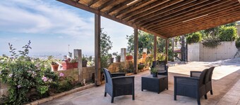 Epanora Villa
