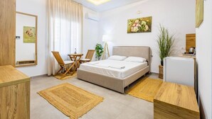 Quarto casal luxo, ao lado da praia | Cortinas blackout, quartos à prova de som, Wi-Fi de cortesia