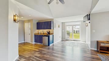 House, Multiple Beds, Hot Tub (Treasured Cove) | Private kitchen