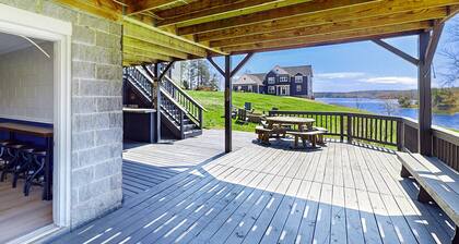Updated Lakefront Home & Studio With Water Views, hot Tub, Dock & Game Room