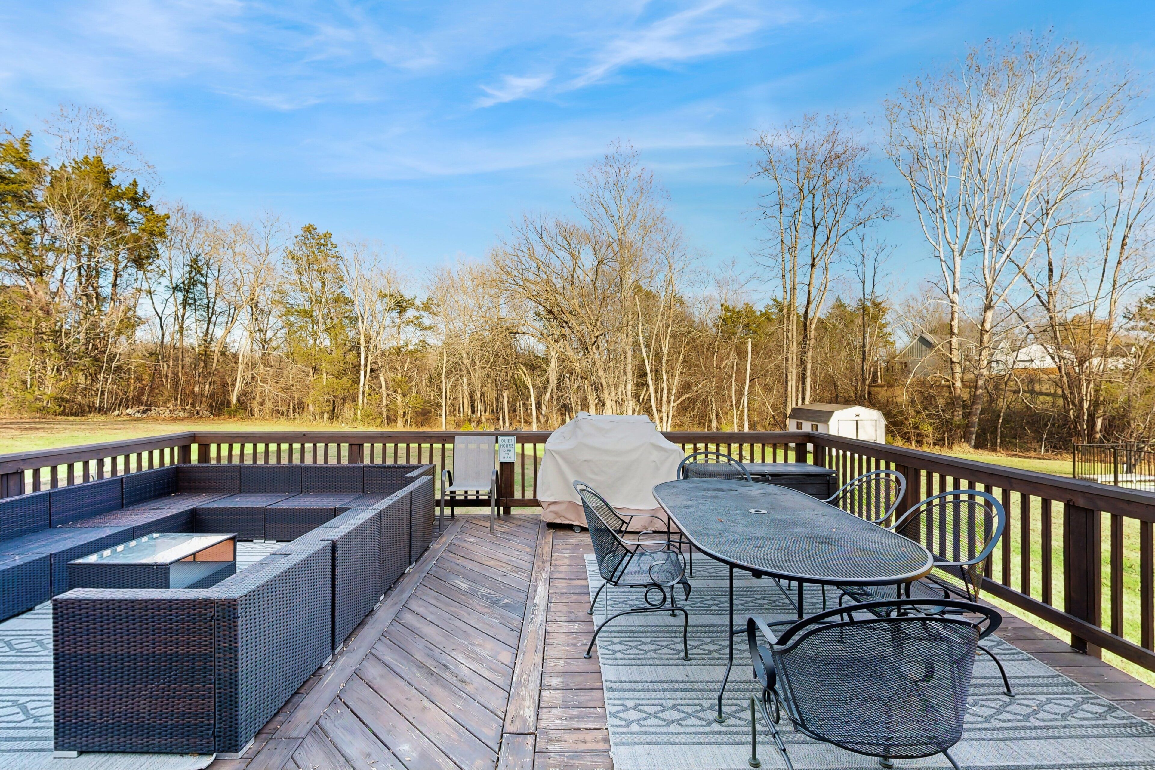 Outdoor dining