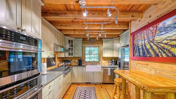Cabin, Multiple Beds, Hot Tub (The Last Cast) | Private kitchen