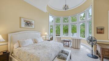 House, Berbilang Katil (Dream Lake Castle) | 6 bilik tidur, dihias secara berasingan