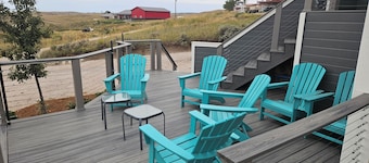 Relaxing 5-bedroom house with one of the best views at Lake Mac.